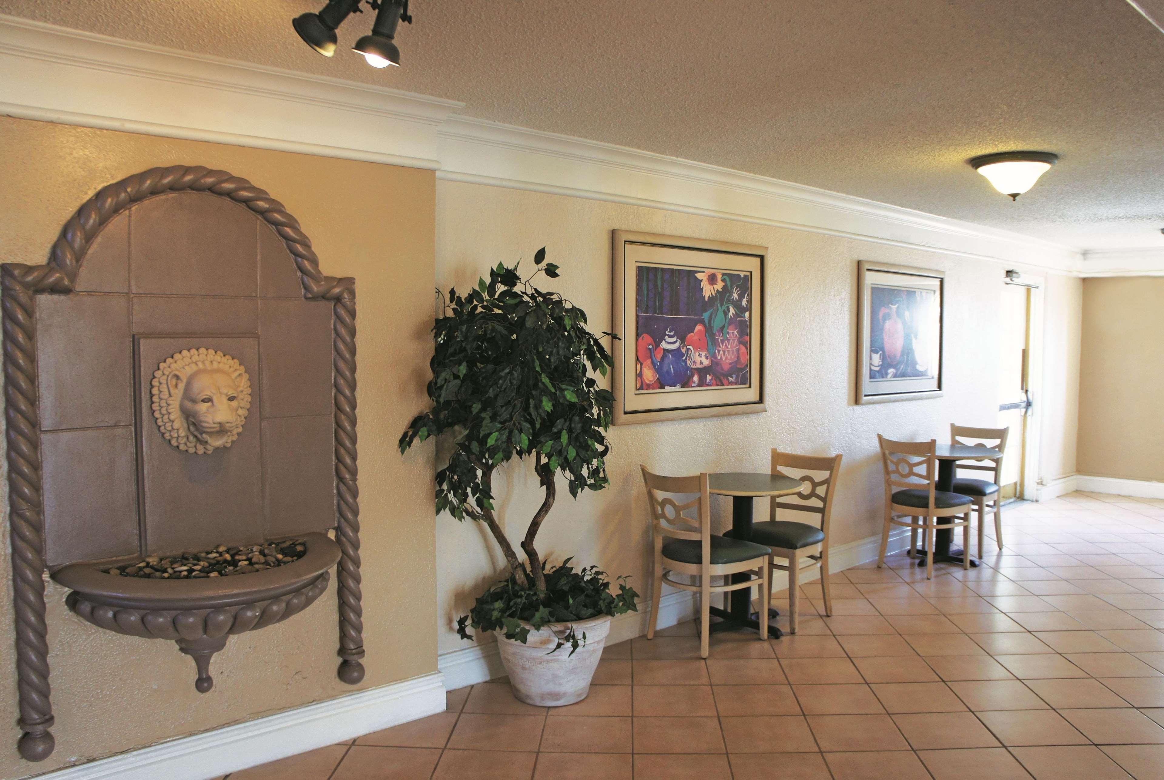La Quinta Inn By Wyndham Clute Lake Jackson Экстерьер фото