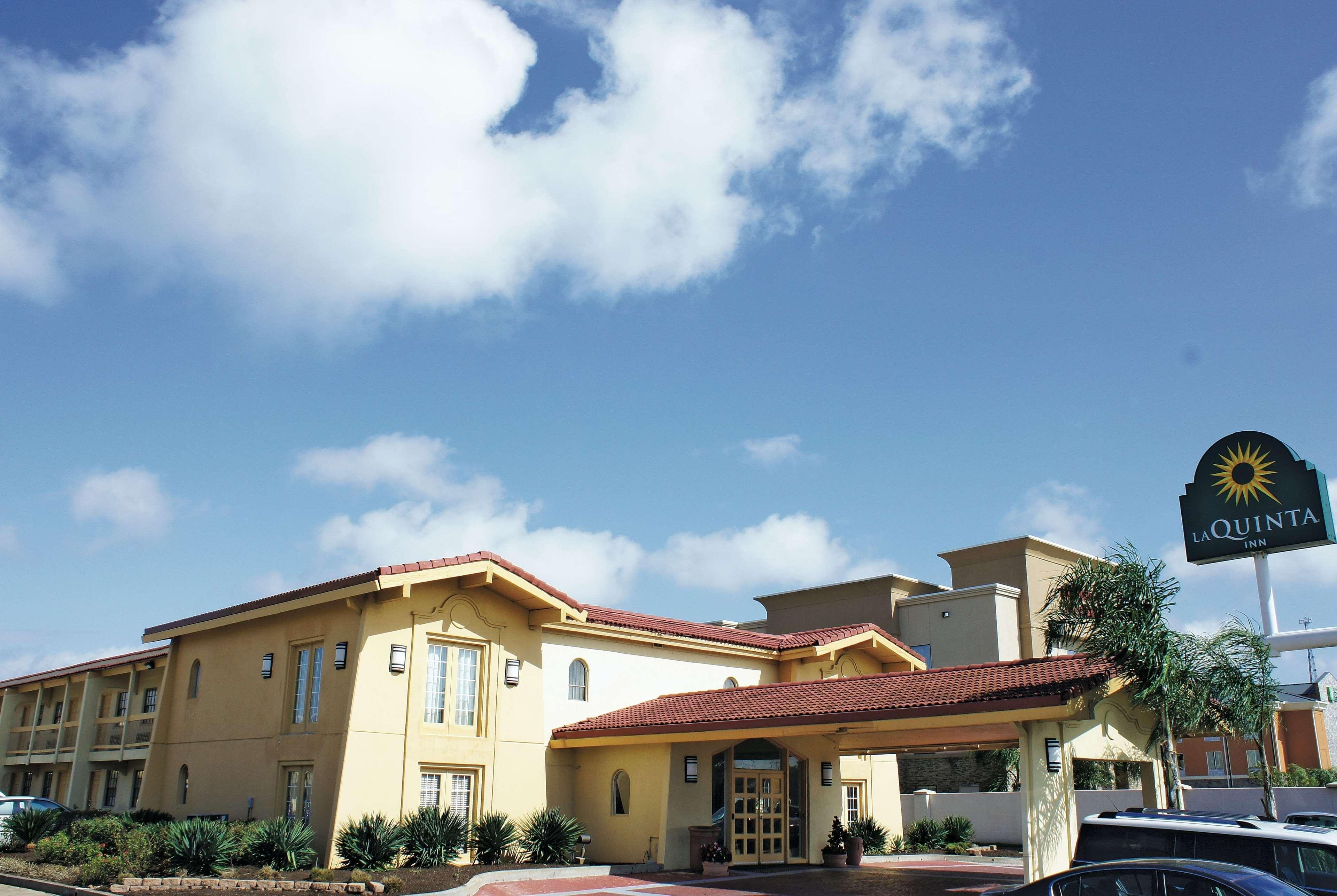La Quinta Inn By Wyndham Clute Lake Jackson Экстерьер фото