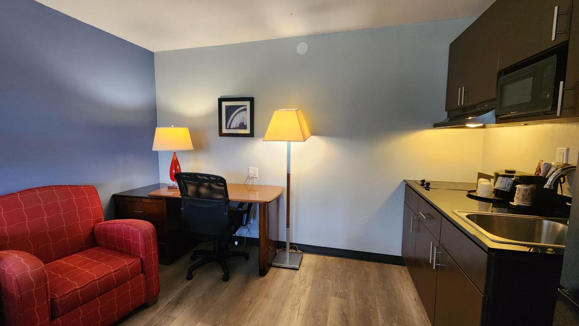 La Quinta Inn By Wyndham Clute Lake Jackson Экстерьер фото