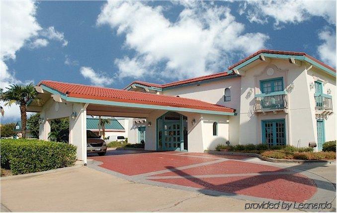 La Quinta Inn By Wyndham Clute Lake Jackson Экстерьер фото