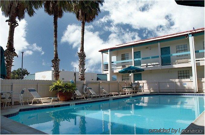 La Quinta Inn By Wyndham Clute Lake Jackson Удобства фото